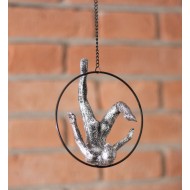 Dekoracja sufitowa Akrobata kolor srebrny | Wysyłka w 24h!