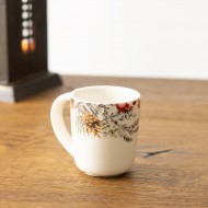 Kubek Świąteczny 60ml z Motywem Jarzębiny i Gałązek - Idealny do Świątecznych Napojów