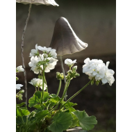 Dekoracja Ogrodowa Metalowe Grzyby – Stylowy Dodatek do Twojego Ogrodu