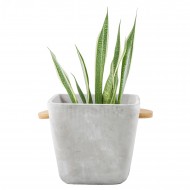 Betonowa Doniczka z Drewnianymi Uchwytami – Skandynawski Styl