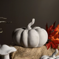 Figurka Betonowa Dynia – Styl Skandynawski na Halloween i Jesień