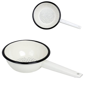 Klasyczny Durszlak Emaliowany – Praktyczny i Dekoracyjny Element Kuchni