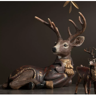 Figurka Świąteczna Renifer we Fraku – Elegancka Dekoracja