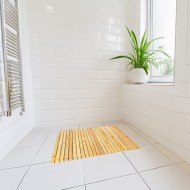 Naturalna bambusowa mata łazienkowa 60x40 cm – Antypoślizgowa, elegancka i trwała