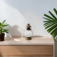 Lampion metalowy złoty z matowym kloszem – do zawieszenia