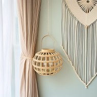 Lampion bambusowy boho z uchwytem i szklanym świecznikiem