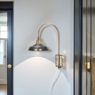 Kinkiet metalowy ze srebrnym kloszem i złotym ramieniem – 47 cm, kabel z włącznikiem, E27