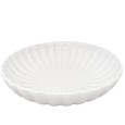 Biały talerz głęboki z dekoracyjnym reliefem – elegancja i funkcjonalność w jednym