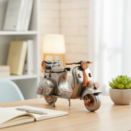 Figurka metalowa skuter srebrny 30 cm