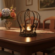 Lampion świecznik korona metalowa czarny mat na tealight i świece 15x17 cm