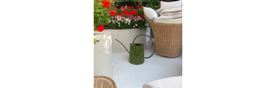 Konewki – stylowe konewki metalowe, emaliowane i loftowe w Skandi.pl