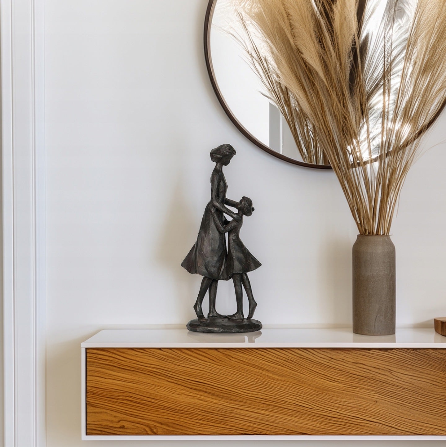 FIGURKA MAMA CÓRKA DEKORACYJNA 33CM