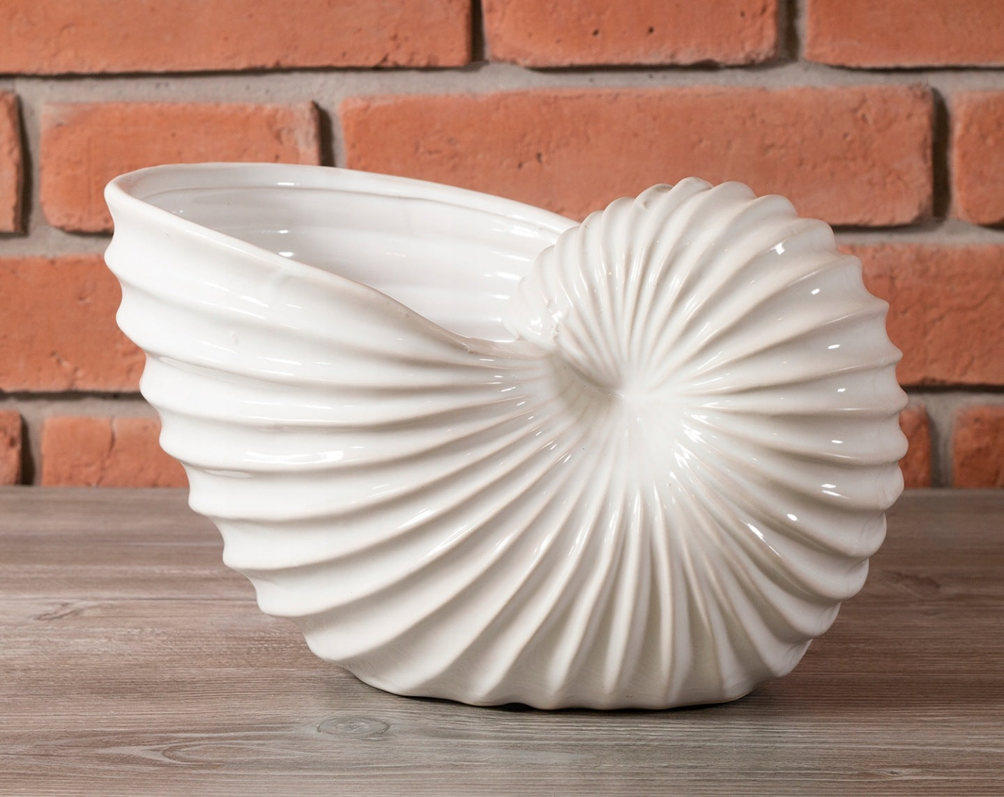 FIGURKA MUSZLA CERAMICZNA DUŻA