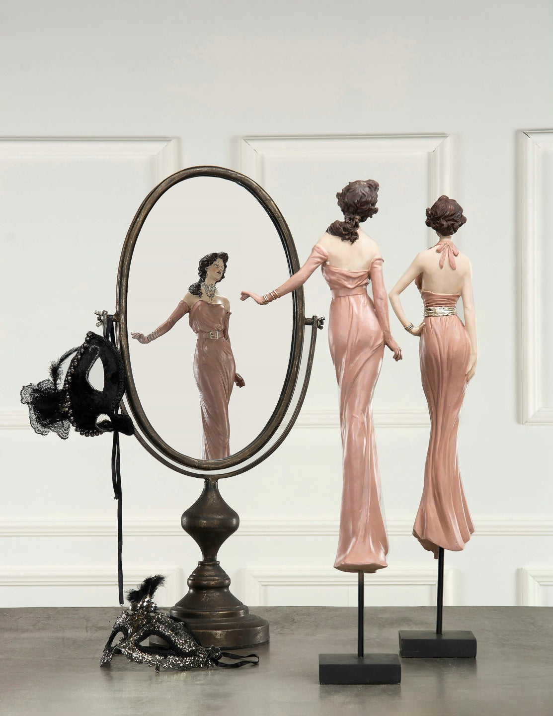 FIGURKA LADIES RETRO /2/