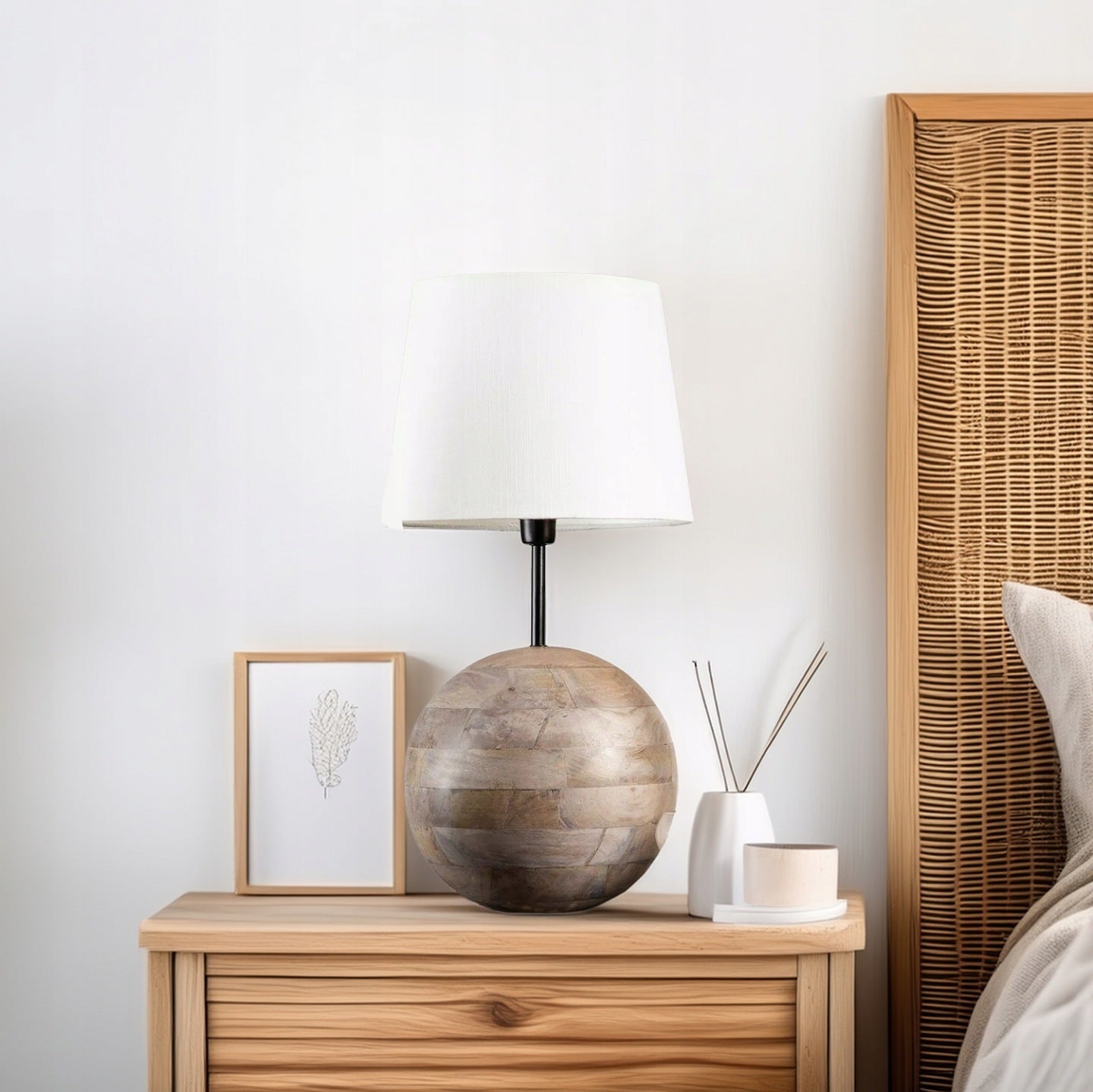 LAMPA STOŁOWA KULA BOHO DREWNIANA 47CM