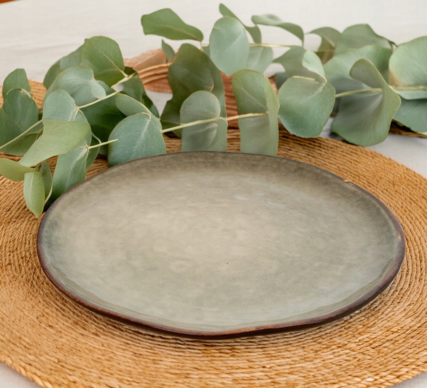 TALERZ OBIADOWY BRĄZOWY 28cm