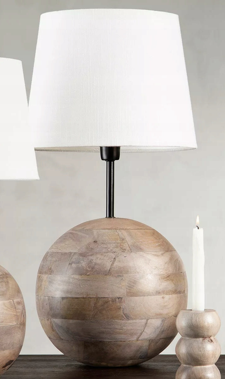LAMPA STOŁOWA KULA BOHO DREWNIANA 47CM