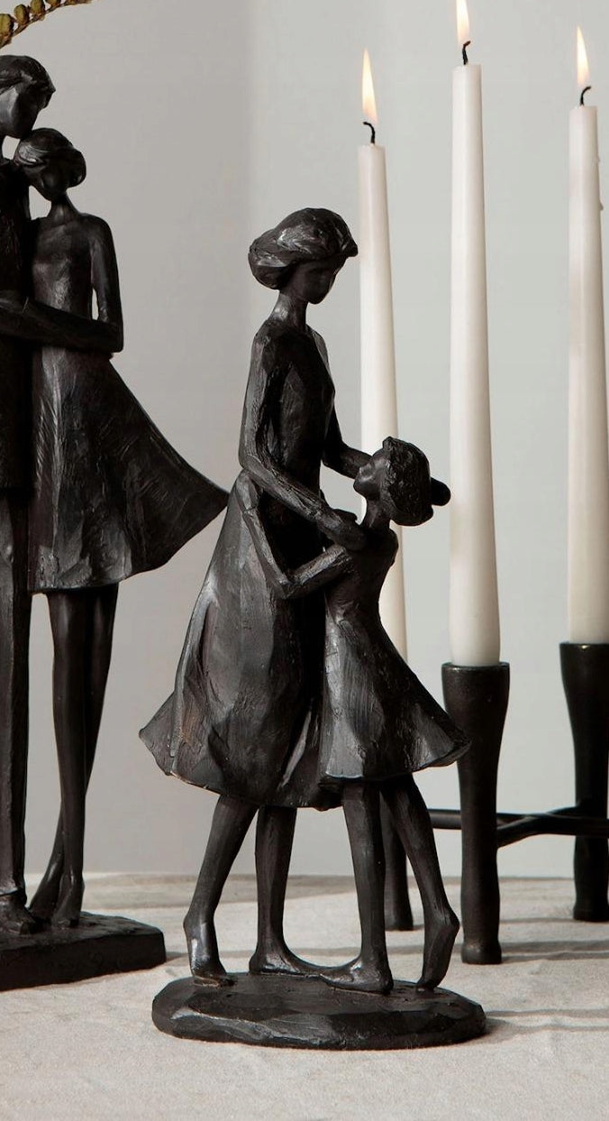 FIGURKA MAMA CÓRKA DEKORACYJNA 33CM