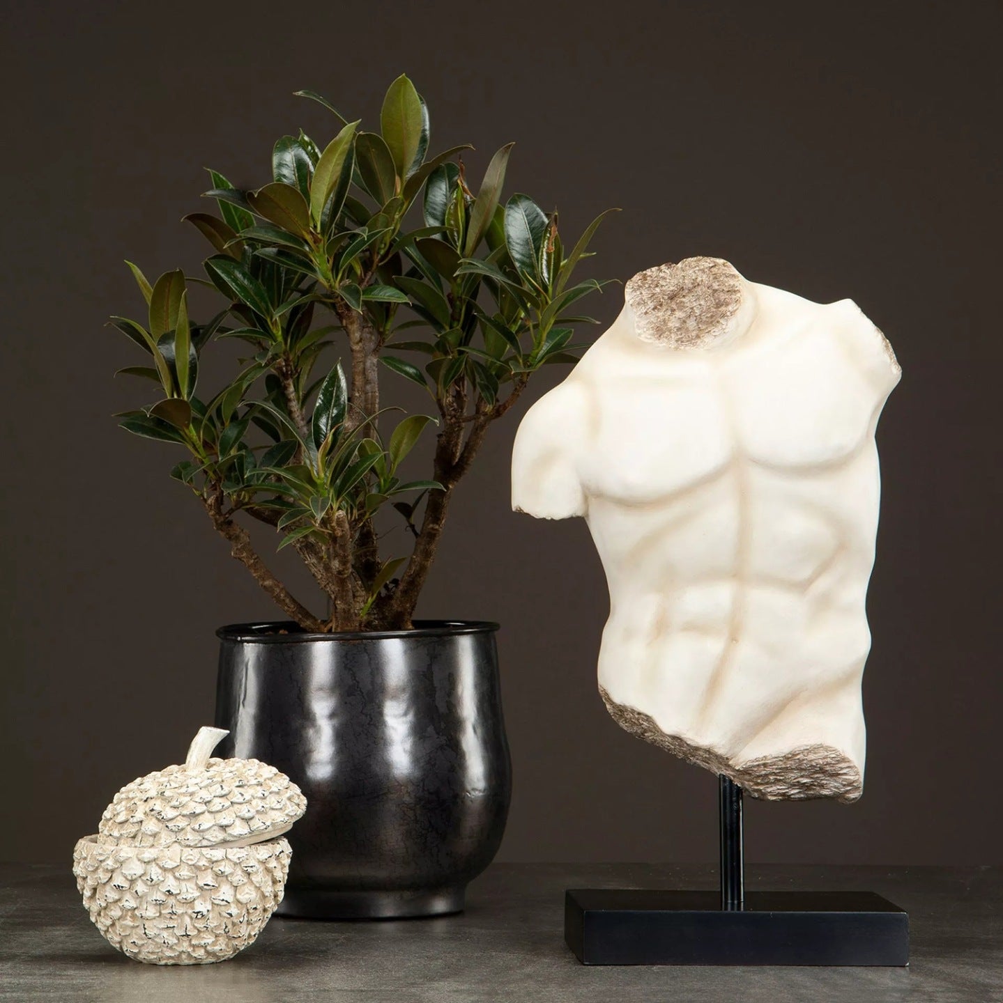 FIGURKA RZEŹBA GRECKA TORS 54CM