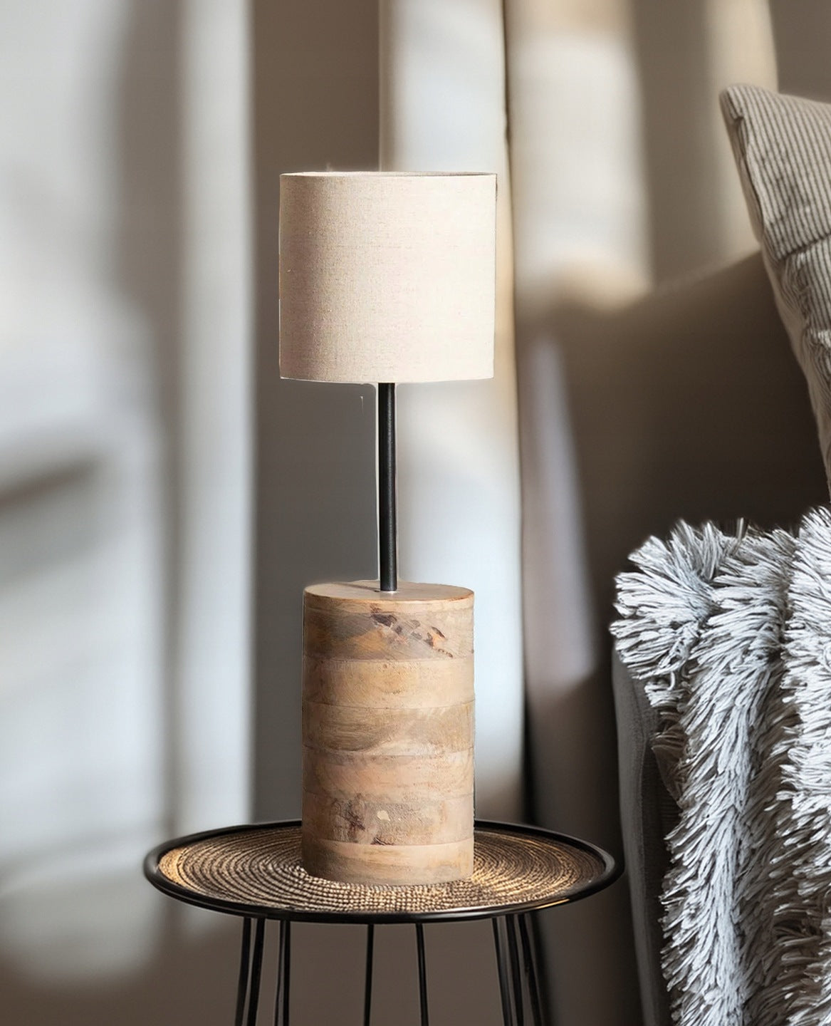 KLOSZ ABAŻUR DO LAMPY BEŻOWY 20CM