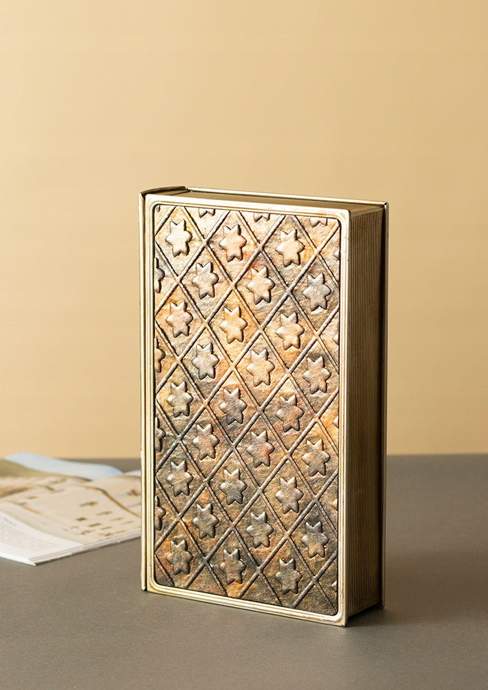 PUDEŁKO KSIĄŻKA złota metalowa 26x16cm